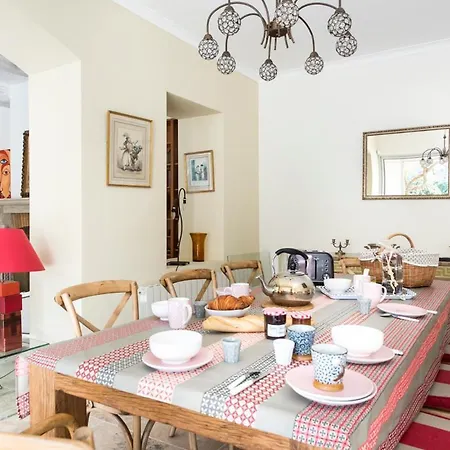 Villa Saint-thibery Sleeps 9 Pool Wifi *