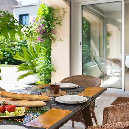 Villa Saint-thibery Sleeps 9 Pool Wifi Saint-Thibéry