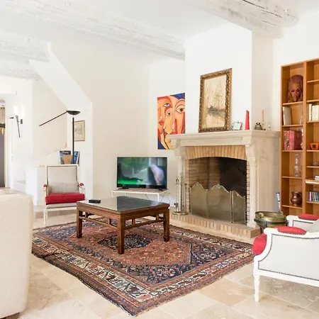 Saint-thibery Sleeps 9 Pool Wifi Villa *