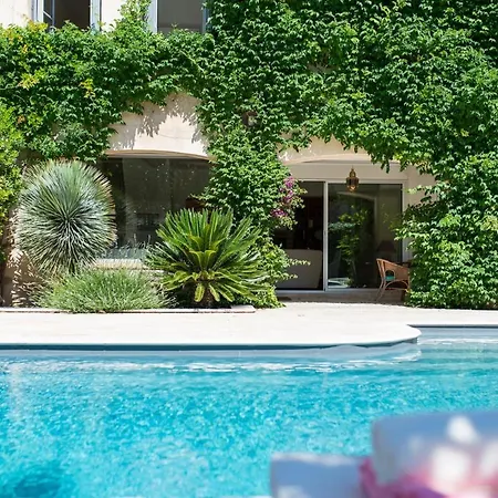 Villa Saint-thibery Sleeps 9 Pool Wifi Saint-Thibéry